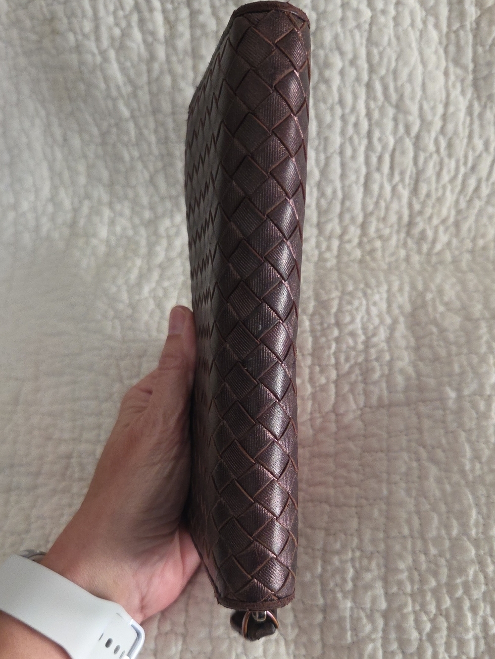 Bottega Veneta Textured Zippered Long Wallet in Shimmery Dark Bronze - Picture 7 of 15